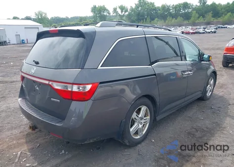 2013 Honda Odyssey Touring/Touring Elite из США, поврежденный, VIN 5FNRL5H97DB071394